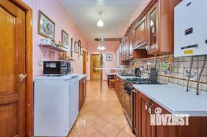 Дом 121м², 2-этажный, участок 4 сот.  