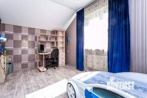 Дом 250м², 2-этажный, участок 3 сот.  