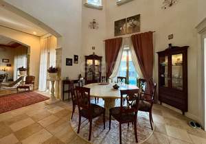 Дом 496м², 2-этажный, участок 16 сот.  