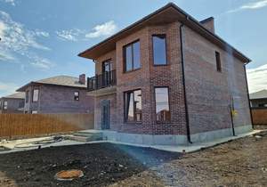 Дом 168м&sup2;, 2-этажный, участок 6 сот.  