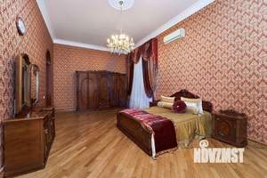 Дом 600м², 2-этажный, участок 6 сот.  