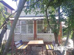 Дом 40м&sup2;, 2-этажный, участок 4 сот.  