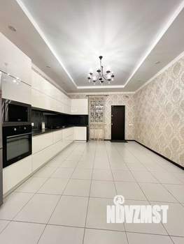 Дом 185м², 2-этажный, участок 6 сот.  