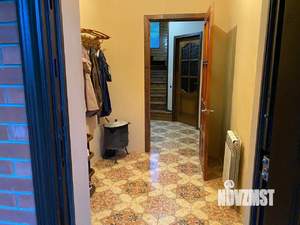 Дом 165м&sup2;, 2-этажный, участок 4 сот.  