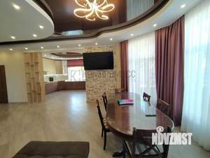 Дом 191м&sup2;, 2-этажный, участок 5 сот.  