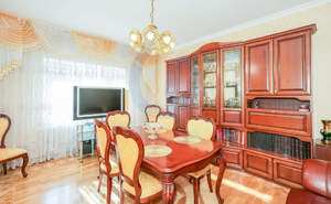 Дом 250м², 2-этажный, участок 9 сот.  