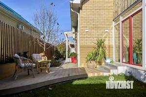 Дом 235м², 2-этажный, участок 3 сот.  