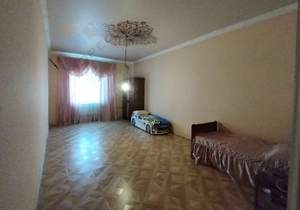 Дом 353м², 3-этажный, участок 4 сот.  