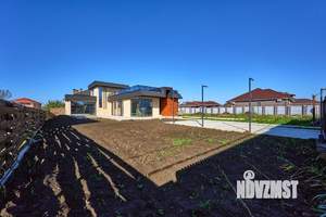 Дом 200м&sup2;, 2-этажный, участок 8 сот.  