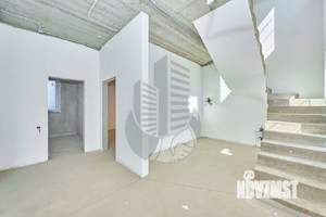 Коттедж 190м&sup2;, 2-этажный, участок 4 сот.  