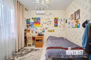 Дом 107м&sup2;, 1-этажный, участок 4 сот.  