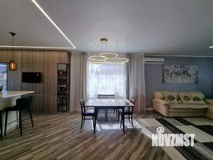 Дом 197м&sup2;, 2-этажный, участок 5 сот.  