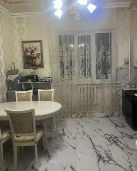 Дом 120м&sup2;, 3-этажный, участок 10 сот.  