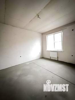 Дом 100м&sup2;, 1-этажный, участок 6 сот.  