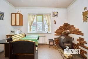 Дом 100м&sup2;, 2-этажный, участок 8 сот.  