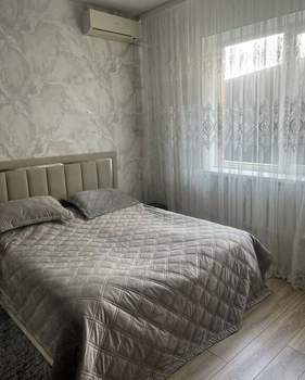 Дом 120м&sup2;, 3-этажный, участок 10 сот.  