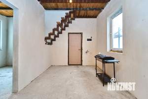 Дом 80м&sup2;, 2-этажный, участок 6 сот.  