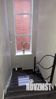 Дом 150м&sup2;, 2-этажный, участок 3 сот.  