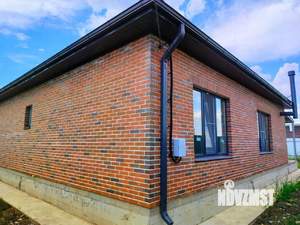 Дом 100м&sup2;, 2-этажный, участок 3 сот.  