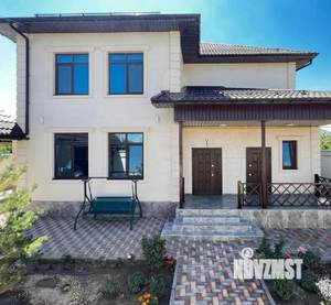 Дом 158м&sup2;, 2-этажный, участок 4 сот.  