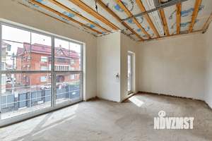 Коттедж 180м², 2-этажный, участок 5 сот.  