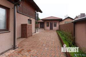 Дом 285м&sup2;, 2-этажный, участок 15 сот.  