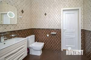 Дом 170м², 2-этажный, участок 5 сот.  