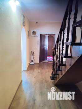 Коттедж 160м², 2-этажный, участок 8 сот.  