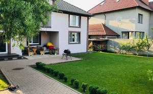 Дом 266м&sup2;, 2-этажный, участок 6 сот.  