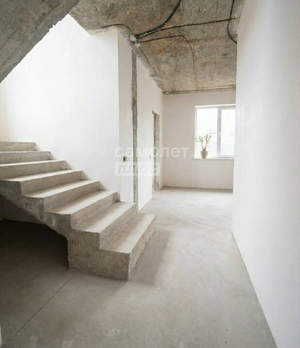 Дом 153м&sup2;, 2-этажный, участок 4 сот.  