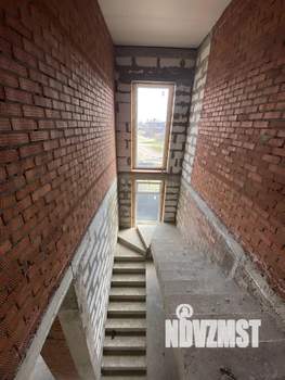 Коттедж 300м², 2-этажный, участок 7 сот.  