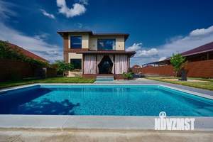 Дом 164м&sup2;, 2-этажный, участок 6 сот.  