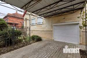 Дом 181м&sup2;, 3-этажный, участок 10 сот.  