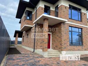 Дом 180м&sup2;, 2-этажный, участок 6 сот.  