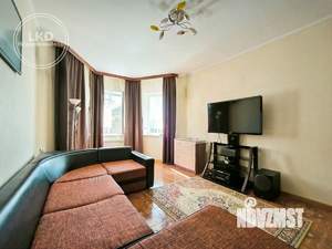 Дом 172м&sup2;, 2-этажный, участок 8 сот.  