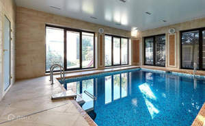 Дом 375м&sup2;, 3-этажный, участок 7 сот.  