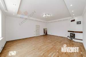 Дом 131м², 2-этажный, участок 8 сот.  