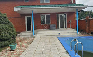 Дом 244м&sup2;, 2-этажный, участок 8 сот.  