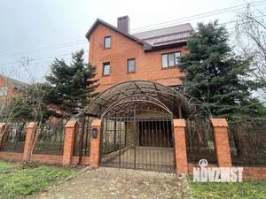 Дом 327м&sup2;, 3-этажный, участок 12 сот.  