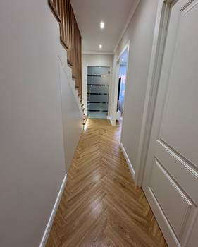 Дом 90м&sup2;, 2-этажный, участок 1 сот.  