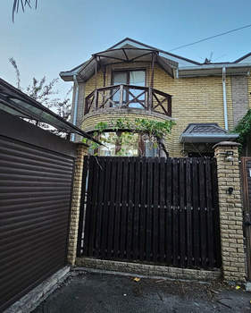Дом 125м², 2-этажный, участок 3 сот.  
