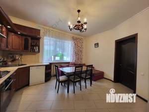 Дом 144м², 3-этажный, участок 3 сот.  