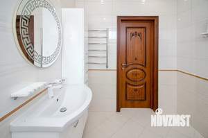 Дом 170м², 2-этажный, участок 5 сот.  