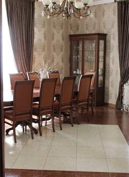 Дом 412м&sup2;, 3-этажный, участок 8 сот.  