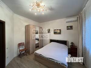 Дом 137м&sup2;, 2-этажный, участок 4 сот.  