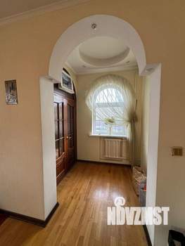 Дом 148м&sup2;, 2-этажный, участок 4 сот.  