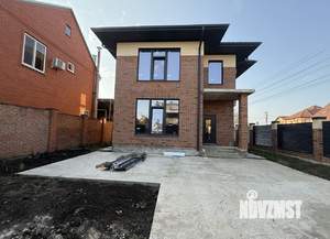 Дом 160м&sup2;, 2-этажный, участок 6 сот.  