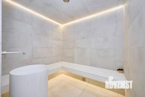 Дом 340м², 3-этажный, участок 8 сот.  