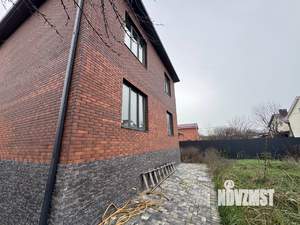 Дом 183м&sup2;, 2-этажный, участок 6 сот.  