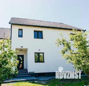 Дом 80м&sup2;, 2-этажный, участок 5 сот.  